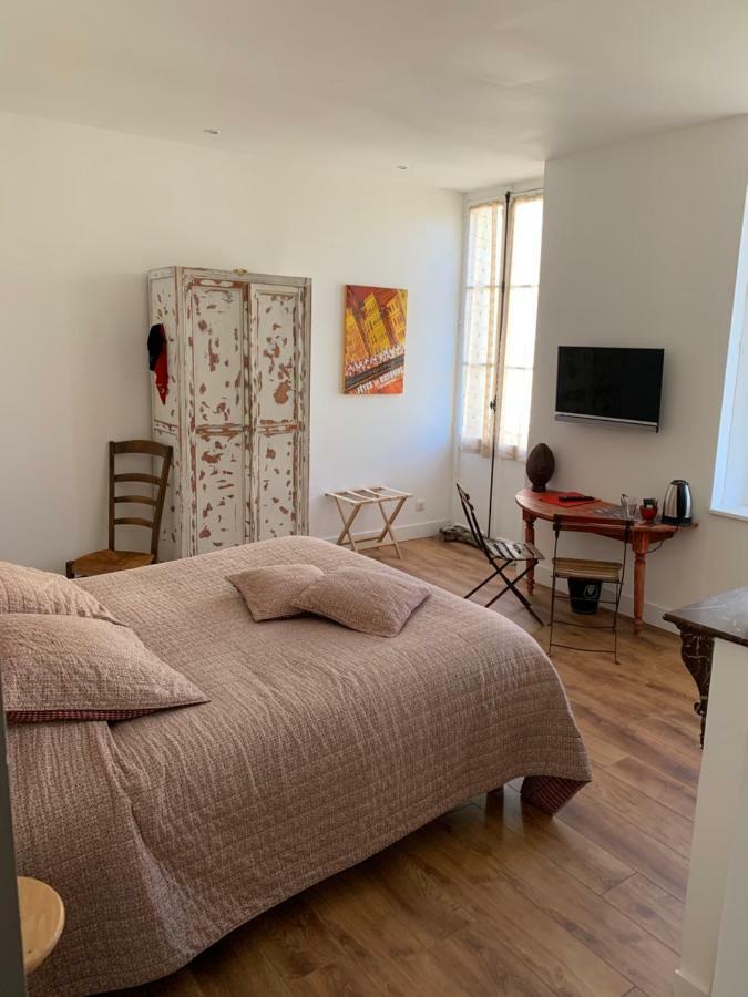 B&B - Le Jardin Du Palais Carcassonne Extérieur photo